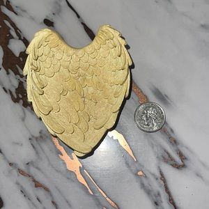 Glittery wing tabletop trinket holder